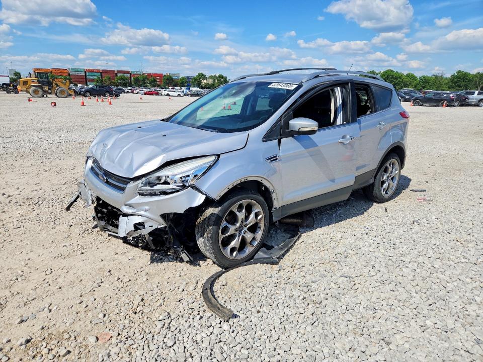 2013 Ford Escape VIN 1FMCU0J93DUC22024 COPART salvage auction — FRONT END, OH - CERT OF TITLE-SALVAGE, sold $225 on 2026-07-02 (photo 1)