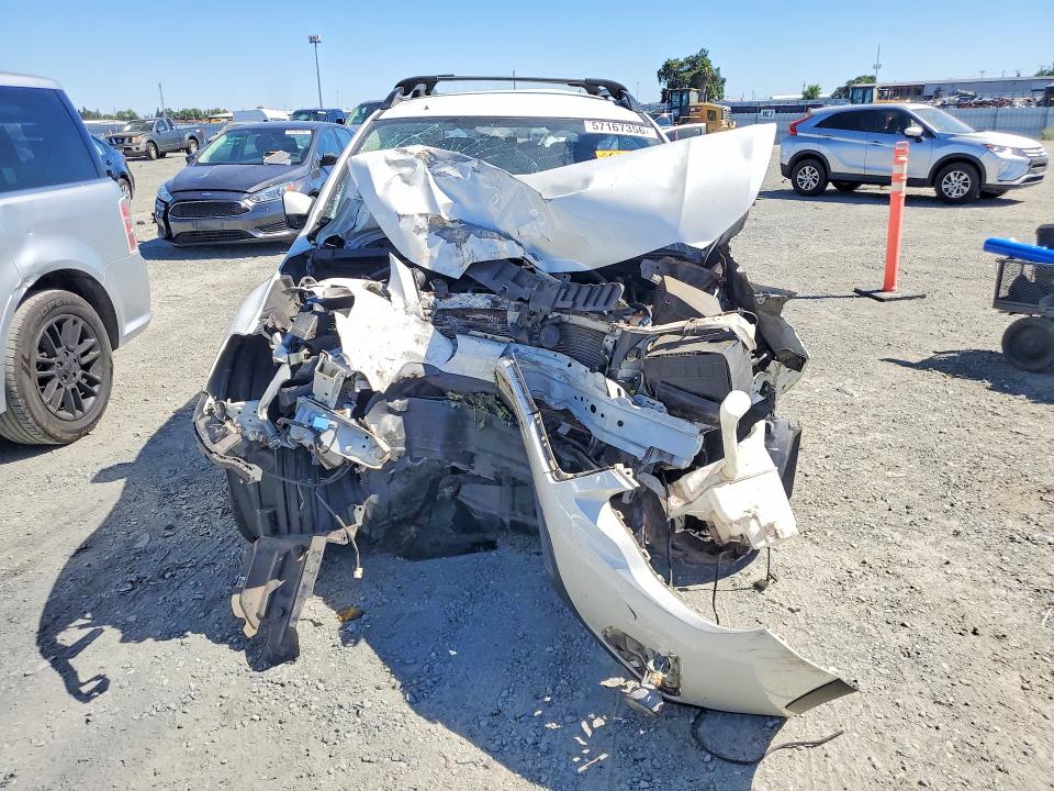 2017 Subaru Crosstrek VIN JF2GPABC9HH251430 COPART salvage auction — ROLLOVER, CA - NON-REPAIRABLE VEHICLE CERT, sold $175 on 2026-07-16 (photo 5)