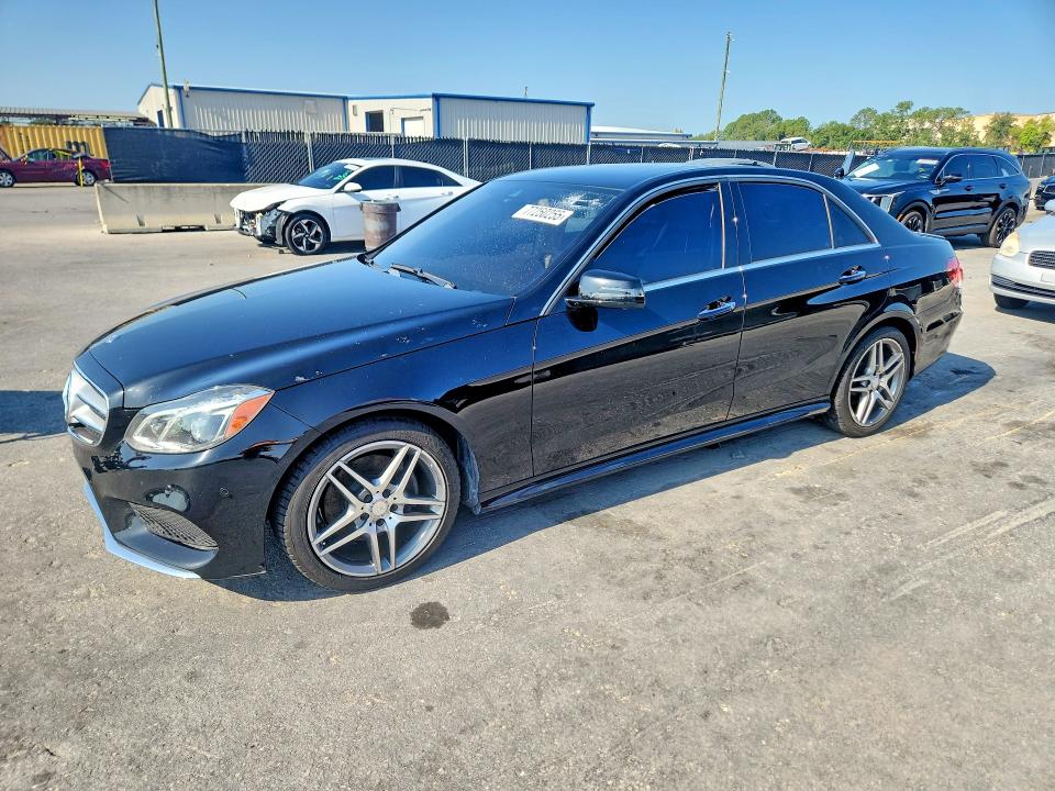 2015 Mercedes-benz E-klasse VIN WDDHF6FB3FB117118 COPART salvage auction — MINOR DENT/SCRATCHES, Fl - Certificate Of Title, sold $2,600 on 2026-07-21 (photo 1)