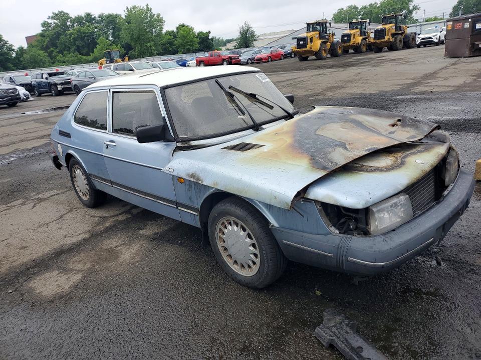 1988 Saab 900 VIN YS3AK35D4J3021213 COPART salvage auction — Burn Engine, CT - BILL OF SALE-SALVAGE, sold $450 on 2026-07-02 (photo 4)