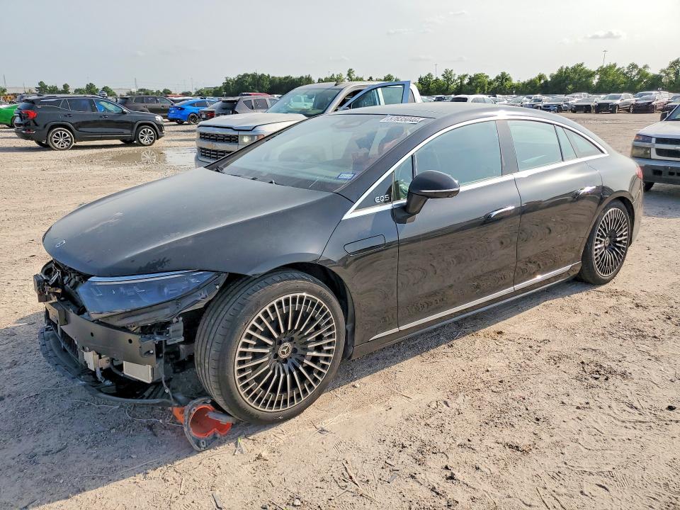 2022 Mercedes-benz VIN W1KCG2DB3NA015146 COPART salvage auction — FRONT END, TX - SALVAGE VEHICLE TITLE (P), sold $20,500 on 2026-07-31 (photo 1)