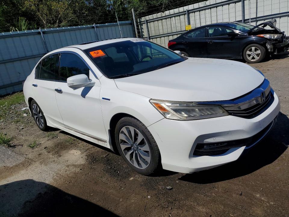 2017 Honda VIN JHMCR6F76HC004427 COPART salvage auction — WATER/FLOOD, Ga - Cert Of Title-Salvage, sold $550 on 2026-07-30 (photo 4)