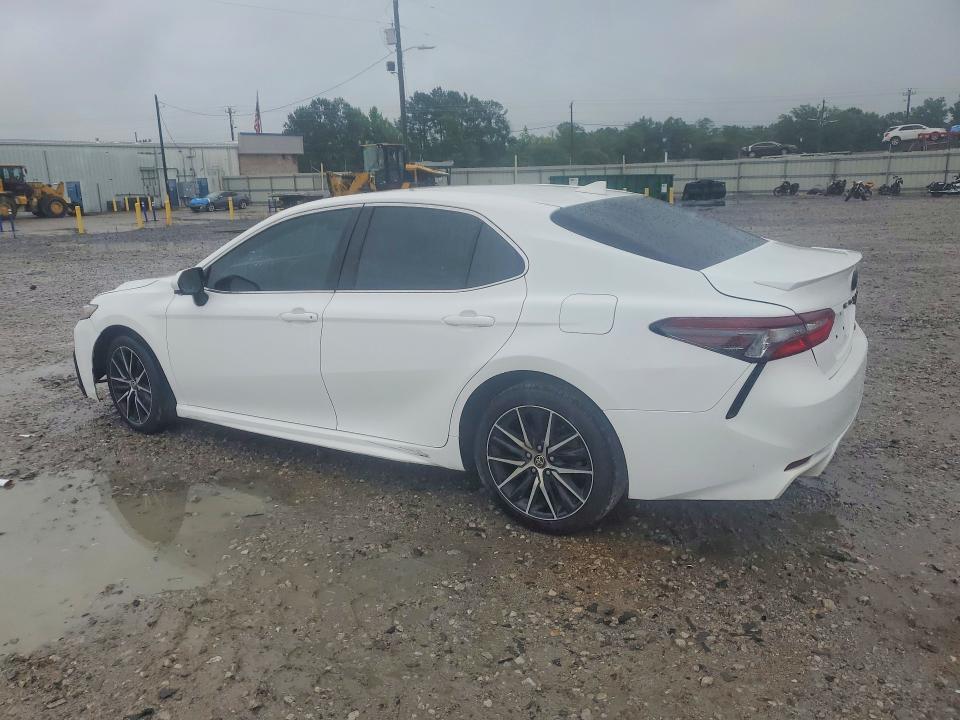 2021 Toyota Camry VIN 4T1G11AK8MU555239 COPART salvage auction — MINOR DENT/SCRATCHES, Al - Certificate Of Title (P), sold $11,200 on 2026-07-30 (photo 2)