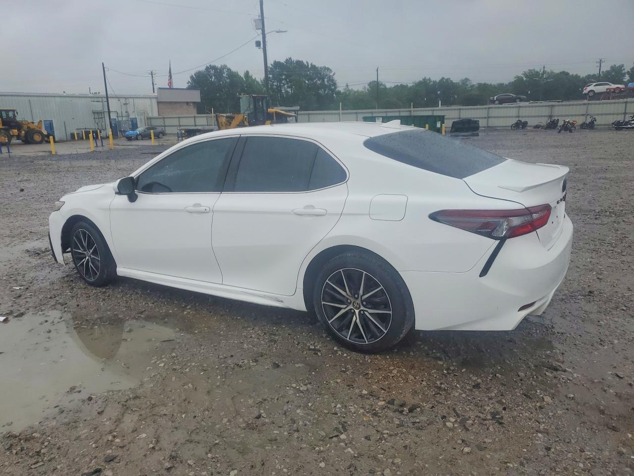 2021 Toyota Camry VIN 4T1G11AK8MU555239 COPART salvage auction — Minor Dent/Scratches, AL - CERTIFICATE OF TITLE (P), sold $11,200 on 2026-07-08 (photo 2)