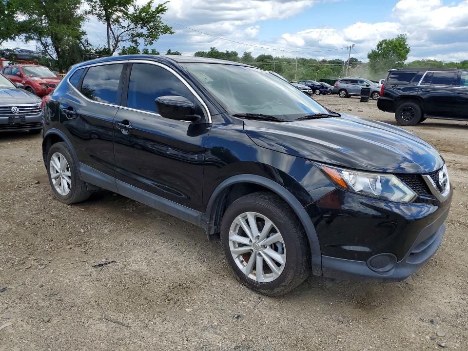 2017 Nissan Rogue VIN JN1BJ1CP6HW018020 COPART salvage auction — MINOR DENT/SCRATCHES, Fl - Certificate Of Title, sold $1,500 on 2026-07-23 (photo 4)