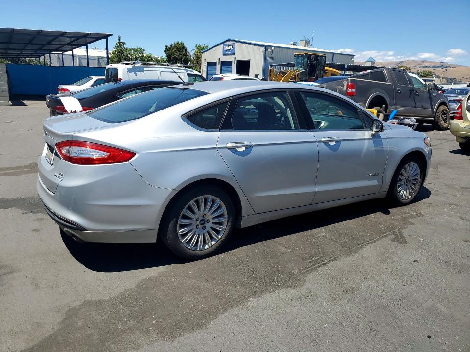 2016 Ford Fusion VIN 3FA6P0LU0GR397245 COPART salvage auction — MECHANICAL, Ca - Dis/Dlr/Exp Only Clean Title, sold $575 on 2026-07-02 (photo 3)