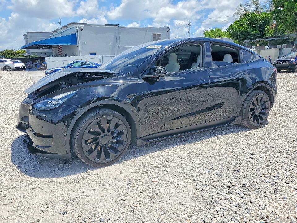 2022 Tesla Model y VIN 7SAYGDEE1NF323379 COPART salvage auction — FRONT END, Fl - Certificate Of Destruction, sold $9,800 on 2026-07-07 (photo 1)
