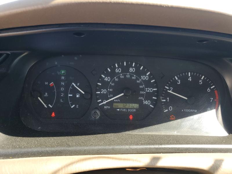 2000 Toyota Camry VIN JT2BG22K0Y0428041 COPART salvage auction — REAR END, IN - CERT OF TITLE-SALVAGE TITLE, sold $375 on 2026-07-28 (photo 9)
