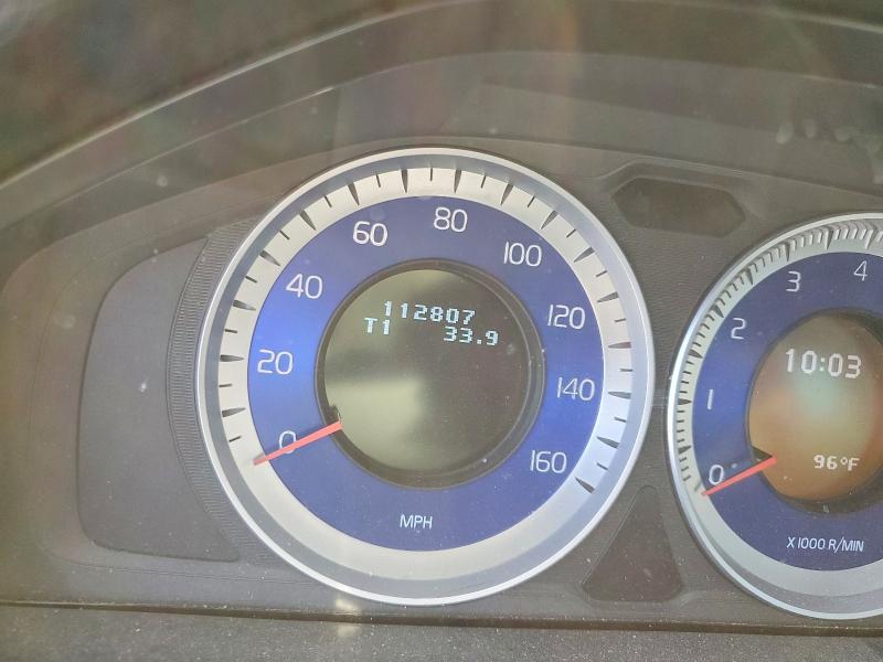 2013 Volvo VIN YV1902FH4D2229348 COPART salvage auction — FRONT END, Co - Public - Salvage Title, sold $400 on 2026-07-09 (photo 9)