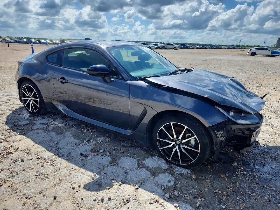 2023 Toyota Gr 86 VIN JF1ZNBB16P9763274 COPART salvage auction — FRONT END, Tx - Certificate Of Title, sold $200 on 2026-07-16 (photo 4)