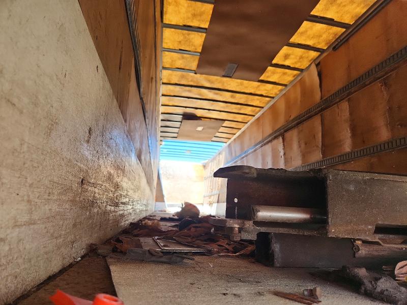 2015 Great dane trailers Trailer VIN 1GRAA9627FD456678 COPART salvage auction — ROOF, AZ - CERT OF TITLE - SALVAGE, sold $200 on 2026-07-09 (photo 6)