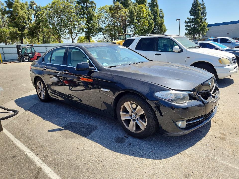 2013 BMW 5er VIN WBAXG5C54DDY35299 COPART salvage auction — FRONT END, CA - SALVAGE CERTIFICATE, sold $1,250 on 2026-07-28 (photo 4)