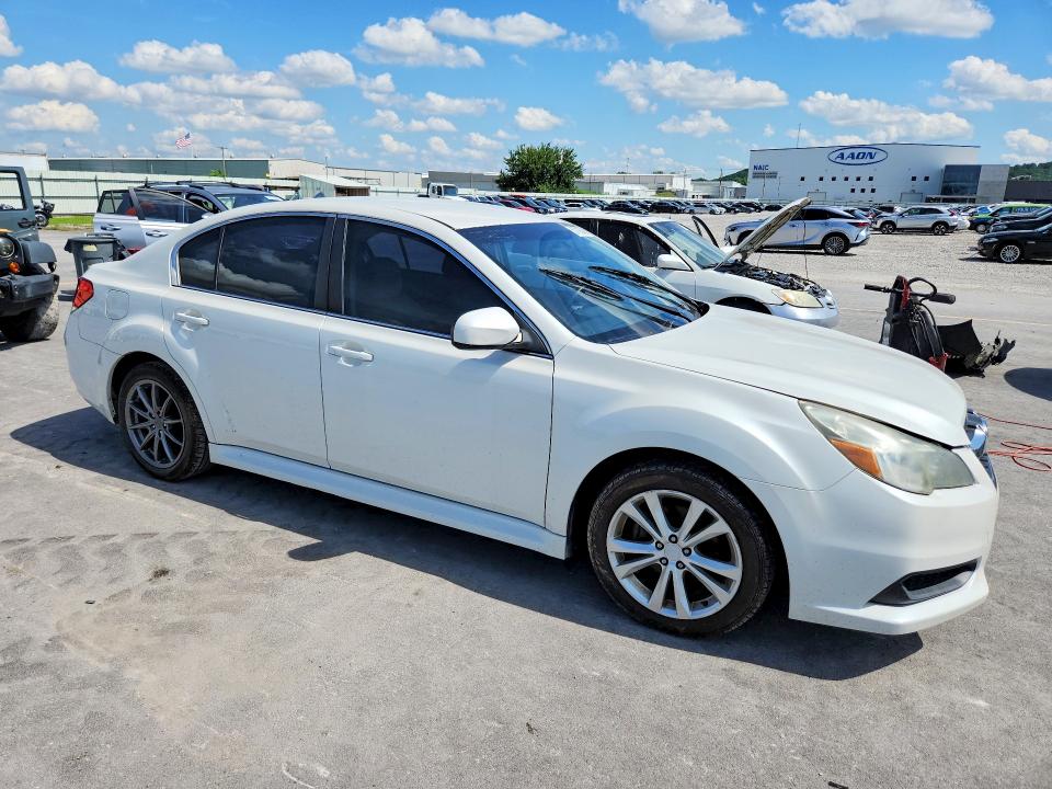 2014 Subaru LEGACY VIN 4S3BMBC63E3023030 COPART salvage auction — HAIL, Ok - Certificate Of Title (P), sold $2,500 on 2026-07-03 (photo 4)