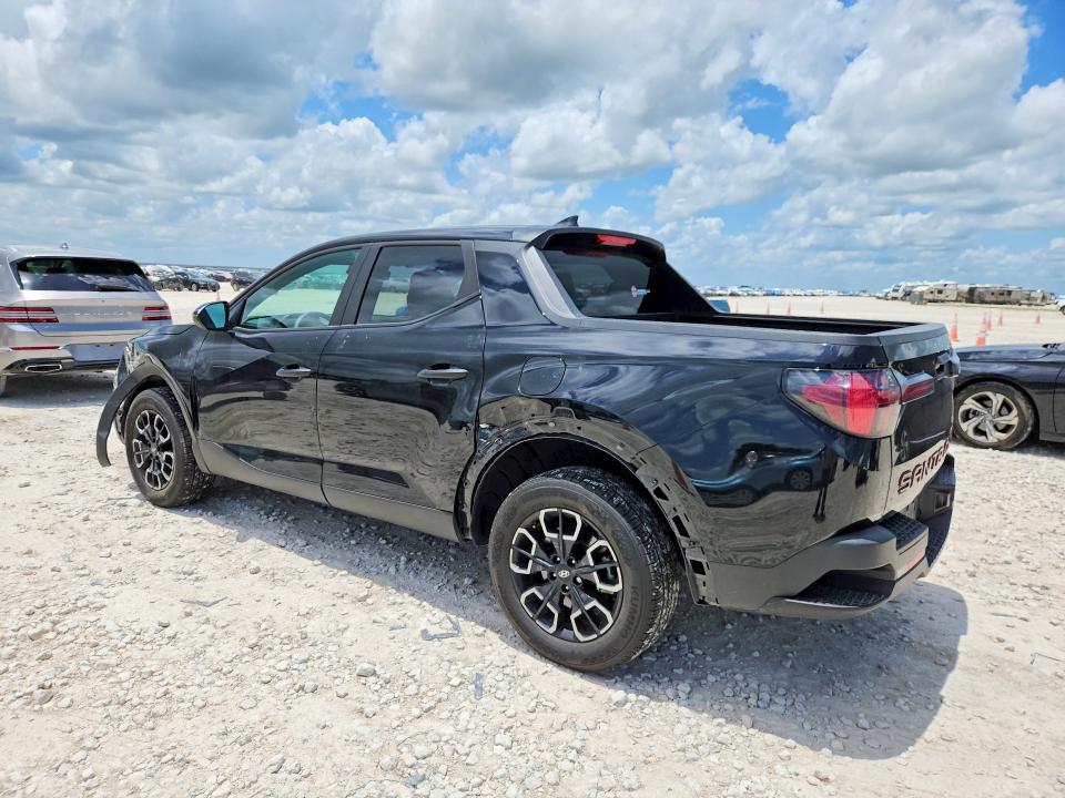 2024 Hyundai Santa cruz VIN 5NTJB4DE3RH112532 COPART salvage auction — SIDE, Tx - Salvage Vehicle Title, sold $6,500 on 2026-07-16 (photo 2)