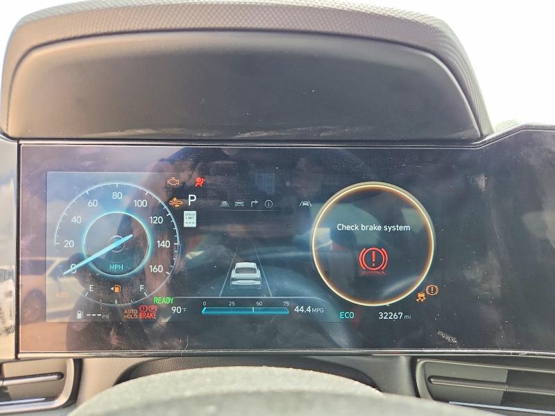 2025 Hyundai Elantra VIN KMHLN4DJXSU180135 COPART salvage auction — SIDE, Tx - Certificate Of Title, sold $2,400 on 2026-07-28 (photo 9)
