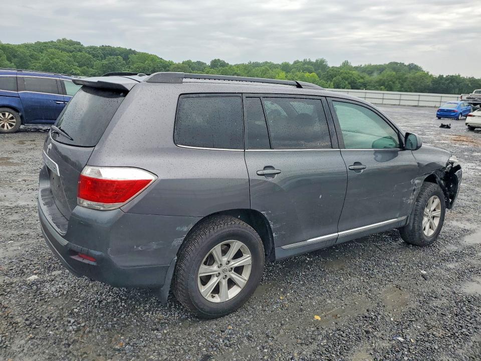 2011 Toyota Highlander VIN 5TDZA3EHXBS010846 COPART salvage auction — FRONT END, Nc - Salvage Certificate Of Title, sold $4,050 on 2026-07-08 (photo 3)
