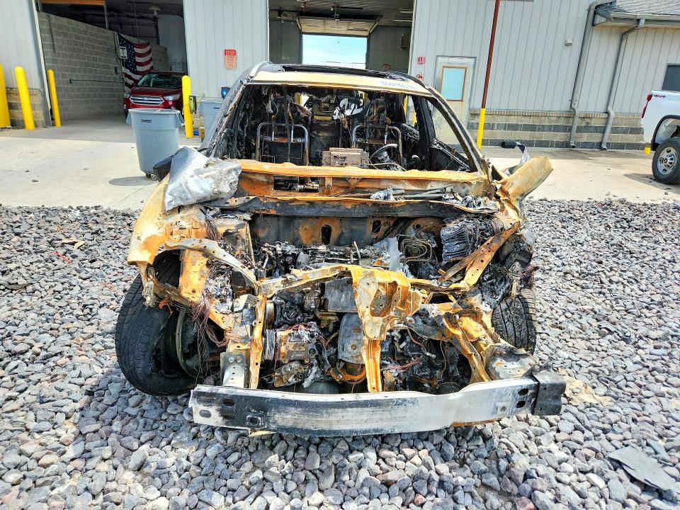 2021 Lexus Nx 300 VIN JTJGARDZ8M5029230 COPART salvage auction — INTERIOR BURN, Mo - Salvage Certificate Of Title, sold $325 on 2026-07-14 (photo 5)