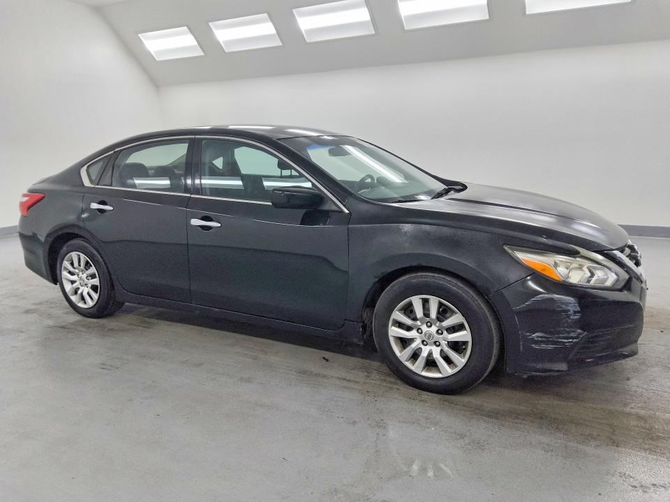 2016 Nissan Altima VIN 1N4AL3AP4GN376972 COPART salvage auction — PARTIAL REPAIR, Nv - Certificate Of Title, sold $325 on 2026-07-09 (photo 4)