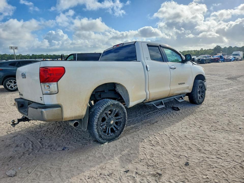 2011 Toyota Tundra VIN 5TFRM5F18BX029734 COPART salvage auction — FRONT END, Tx - Salvage Vehicle Title, sold $2,650 on 2026-07-31 (photo 3)
