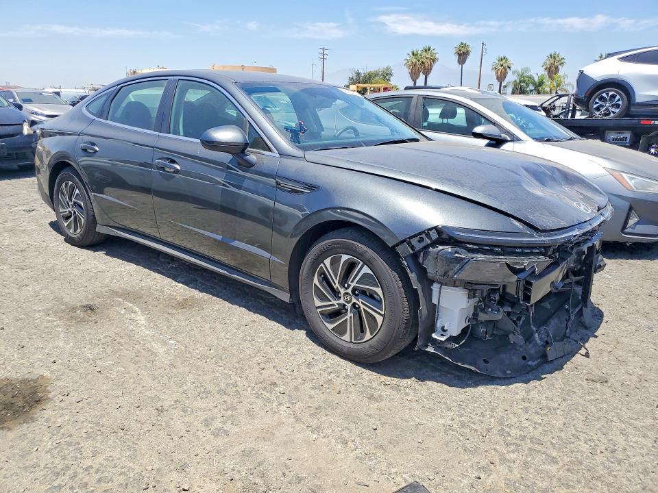 2026 Hyundai Sonata VIN KMHL24JJ6TA148458 COPART salvage auction — FRONT END, Fl - Cert Of Title Slvg Rebuildable (P), sold $8,300 on 2026-07-10 (photo 4)