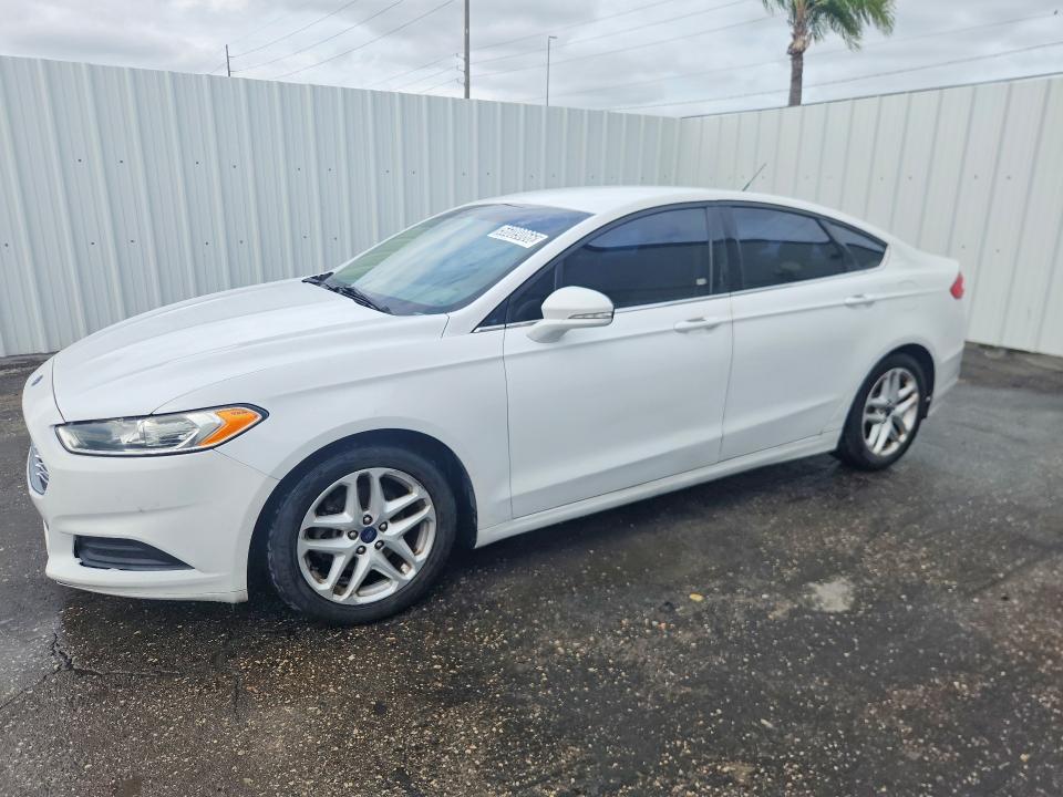 2016 Ford Fusion VIN 3FA6P0H72GR298199 COPART salvage auction — MINOR DENT/SCRATCHES, Fl - Certificate Of Title, sold $375 on 2026-07-09 (photo 1)