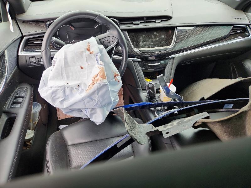 2025 Cadillac Xt6 VIN 1GYKPDRS9SZ119433 COPART salvage auction — ROLLOVER, Or - Salvage Title Certificate, sold $250 on 2026-07-21 (photo 8)
