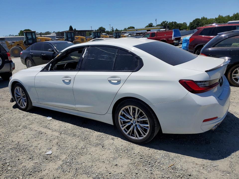 2023 BMW 3er VIN 3MW69FF03P8D40380 COPART salvage auction — ROOF, Ca - Salvage Certificate, sold $12,600 on 2026-07-09 (photo 2)