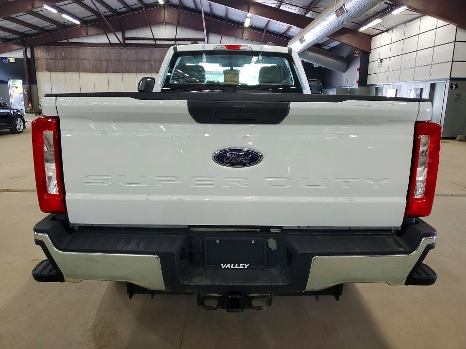 2023 Ford F-250 super duty VIN 1FTBF2BA4PEE00455 COPART salvage auction — WATER/FLOOD, FL - CERT OF TITLE SLVG REBUILDABLE (P), sold $13,000 on 2026-07-30 (photo 6)
