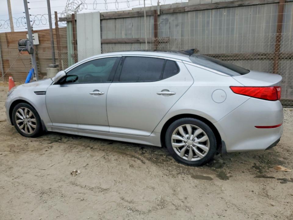 2015 Kia Optima VIN 5XXGN4A72FG447598 COPART salvage auction — Burn Engine, Ca - Salvage Certificate, sold $300 on 2026-07-20 (photo 2)
