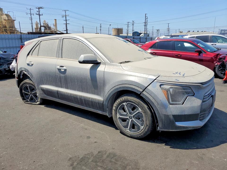 2024 Kia Niro VIN KNDCP3LE2R5149799 COPART salvage auction — REAR END, CA - SALVAGE CERTIFICATE, sold $3,650 on 2026-07-27 (photo 4)