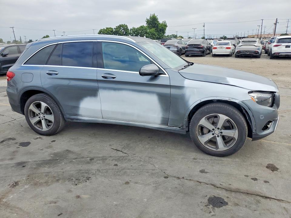 2017 Mercedes-benz Glc VIN WDC0G4JB9HF172775 COPART salvage auction — FRONT END, Ca - Salvage Certificate, sold $5,800 on 2026-07-27 (photo 4)