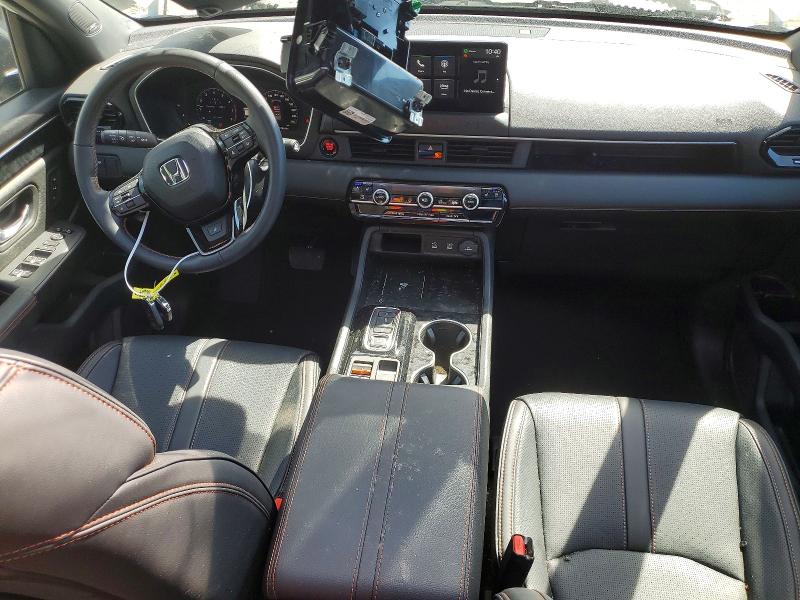 2026 Honda Passport VIN 5FNYF9H82TB502983 COPART salvage auction — ROOF, On - Permit Irrepairable, sold $9,800 on 2026-07-28 (photo 8)