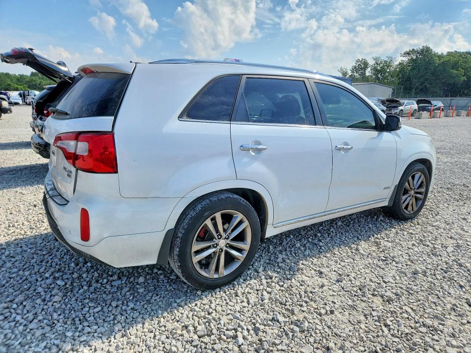 2014 Kia Sorento VIN 5XYKWDA74EG532587 COPART salvage auction — REAR END, Mo - Salvage Certificate Of Title, sold $1,100 on 2026-07-08 (photo 5)