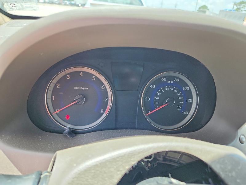 2013 Hyundai Accent VIN KMHCT4AE4DU305775 COPART salvage auction — VANDALISM, La - Cert Of Title-Salvage, sold $450 on 2026-07-08 (photo 9)