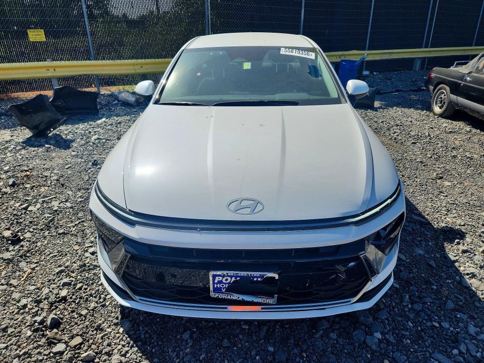 2025 Hyundai Sonata VIN KMHL34JJ1SA121499 COPART salvage auction — FRONT END, Md - Cert Of Salvage > 75% Damage, sold $11,800 on 2026-07-31 (photo 5)
