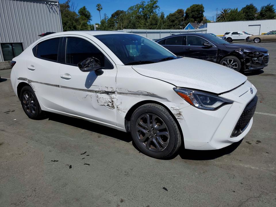 2019 Toyota Yaris VIN 3MYDLBYV5KY517762 COPART salvage auction — SIDE, Ca - Salvage Certificate, sold $4,800 on 2026-07-10 (photo 4)