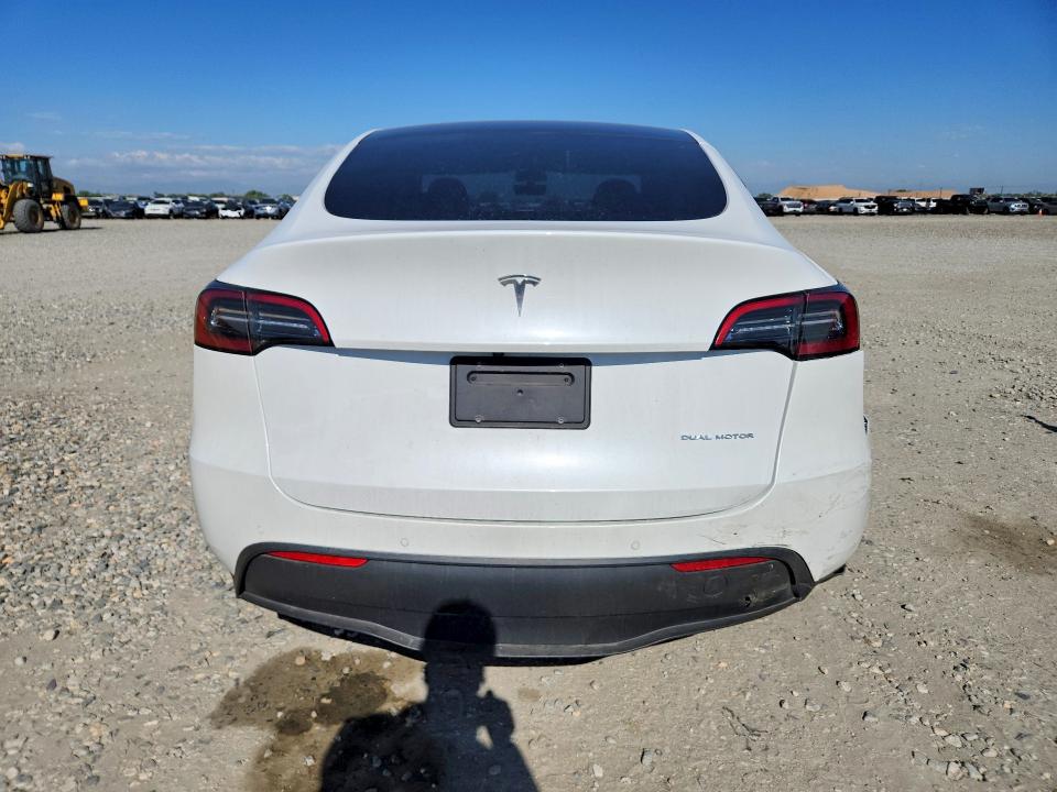 2022 Tesla Model y VIN 7SAYGDEE3NF438856 COPART salvage auction — REAR END, Co - Public - Salvage Title, sold $16,200 on 2026-07-09 (photo 6)
