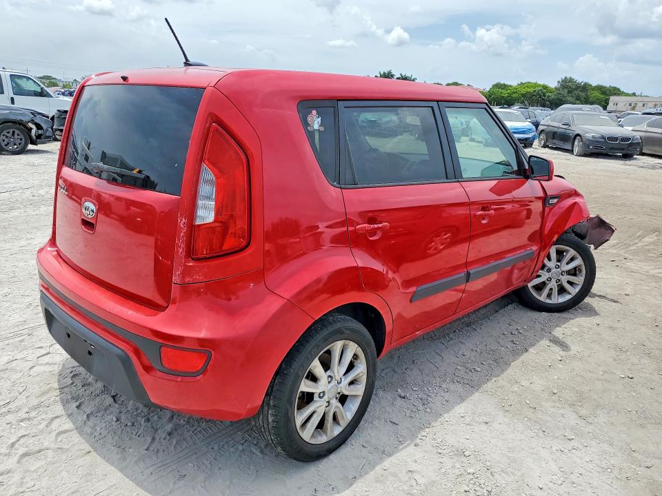 2013 Kia Soul VIN KNDJT2A59D7606010 COPART salvage auction — FRONT END, Fl - Cert Of Title Slvg Rebuildable, sold $500 on 2026-07-07 (photo 3)