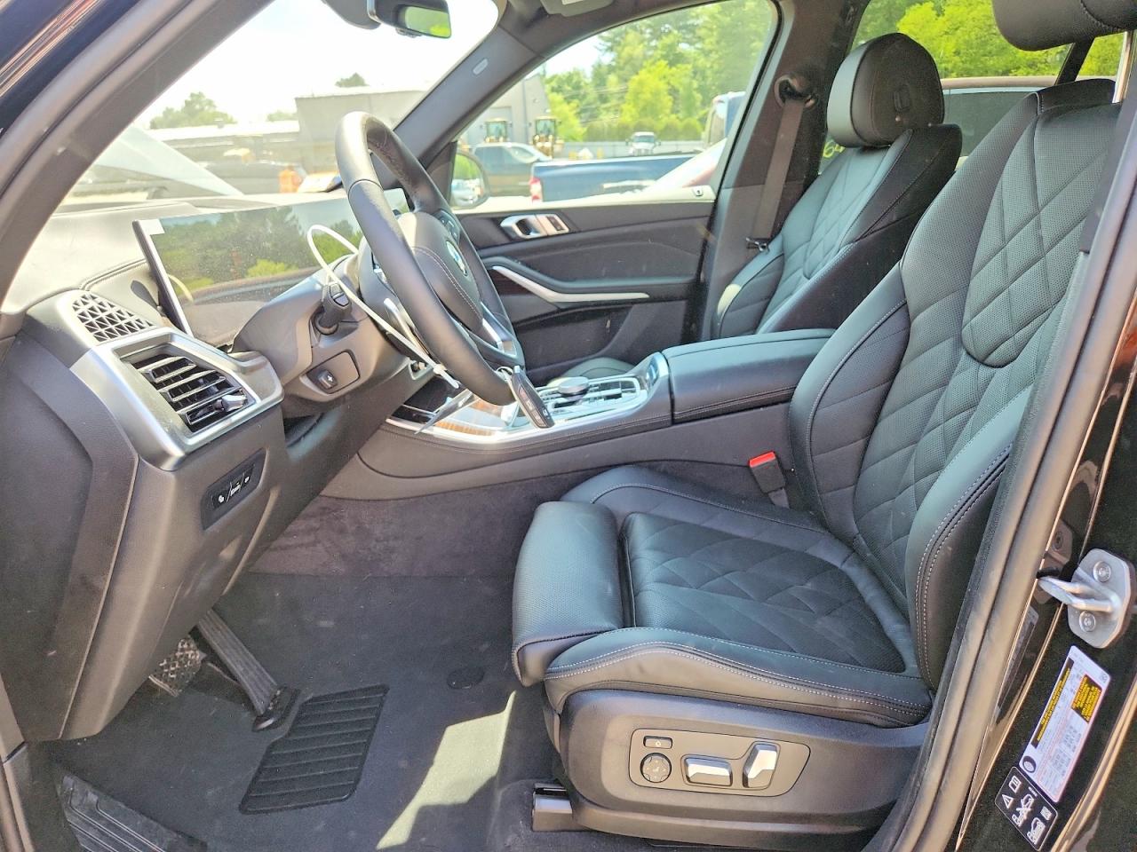 2026 BMW X5 VIN 5UX23EU04T9373760 COPART salvage auction — Side, MA - CERT OF TITLE-SALVAGE, sold $44,250 on 2026-07-02 (photo 7)
