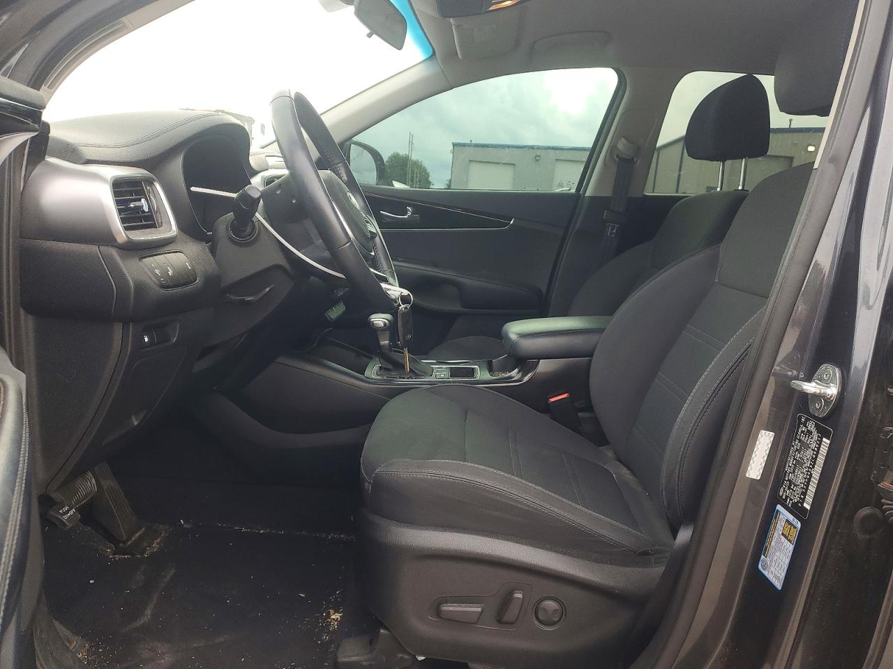 2020 Kia Sorento VIN 5XYPG4A32LG688317 COPART salvage auction — Hail, OK - CERTIFICATE OF TITLE, sold $4,450 on 2026-07-07 (photo 7)