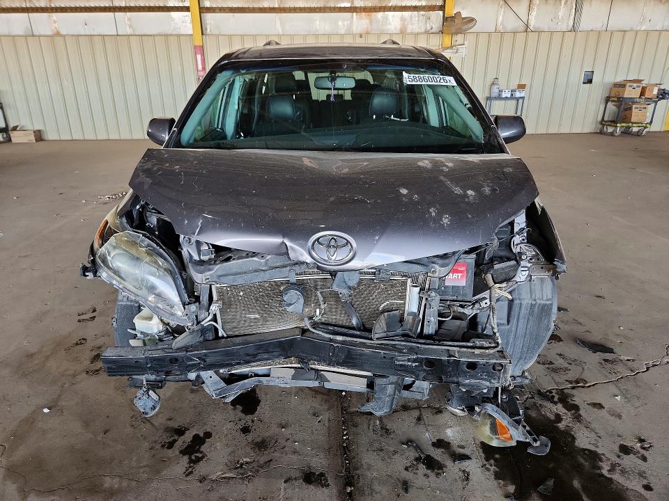 2016 Toyota VIN 5TDXK3DC7GS743079 COPART salvage auction — FRONT END, Az - Cert Of Title - Salvage, sold $2,250 on 2026-07-27 (photo 5)