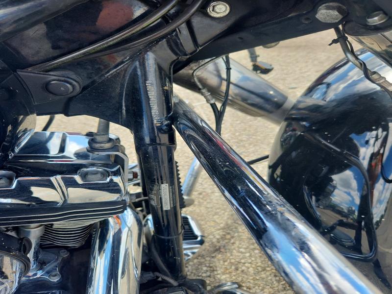 2009 Harley-davidson Flhx VIN 1HD1KB4119Y688911 COPART salvage auction — ALL OVER, OH - CERT OF TITLE-SALVAGE, sold $1,250 on 2026-07-08 (photo 8)