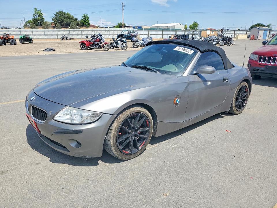 2004 BMW Z4 VIN 4USBT33574LS52965 — COPART salvage auction photo