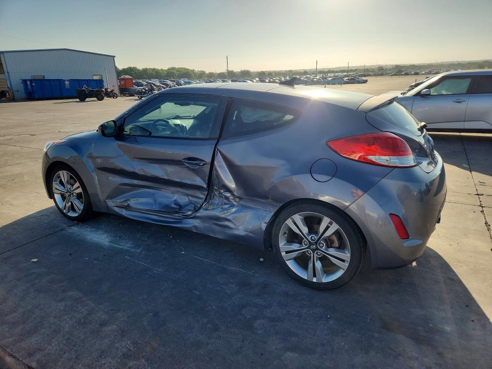 2017 Hyundai Veloster VIN KMHTC6AD1HU314443 COPART salvage auction — SIDE, Tx - Salvage Vehicle Title, sold $1,400 on 2026-07-23 (photo 2)