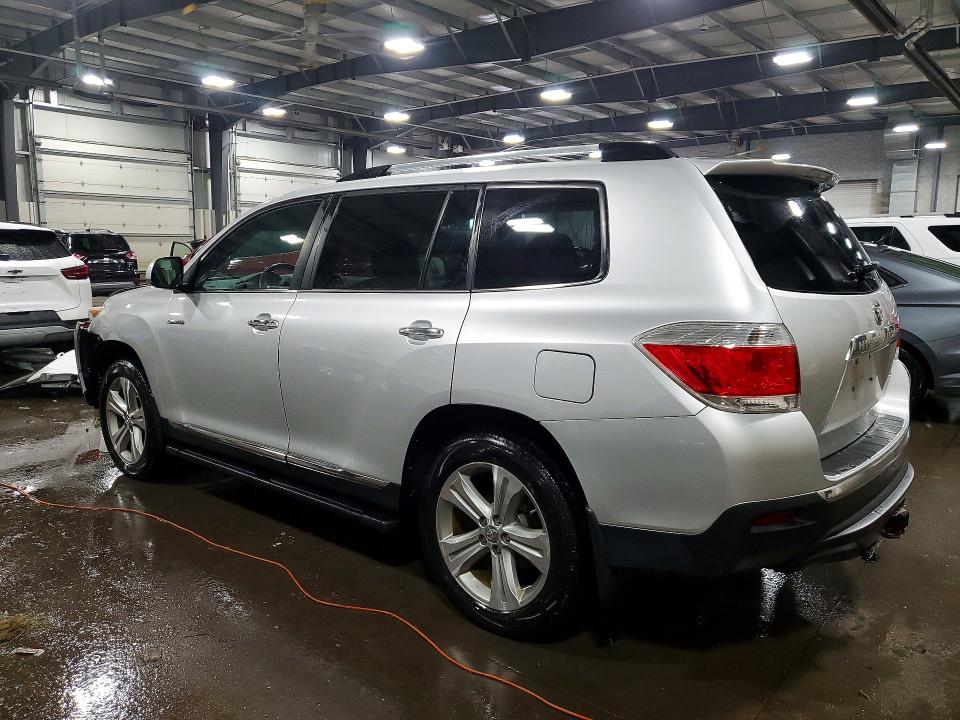 2013 Toyota Highlander VIN 5TDDK3EH8DS216015 COPART salvage auction — FRONT END, Mn - Cert Of Title-Prior Salvage, sold $2,600 on 2026-07-21 (photo 2)