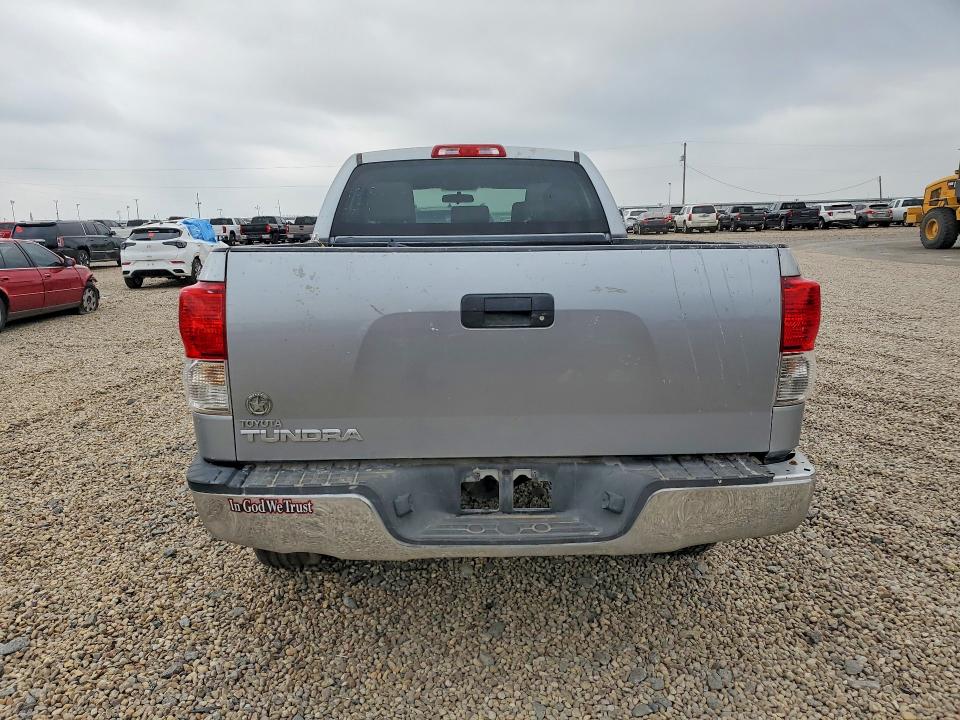 2011 Toyota Tundra VIN 5TFRM5F11BX034354 COPART salvage auction — MINOR DENT/SCRATCHES, Tx - Certificate Of Title, sold $2,850 on 2026-07-09 (photo 6)