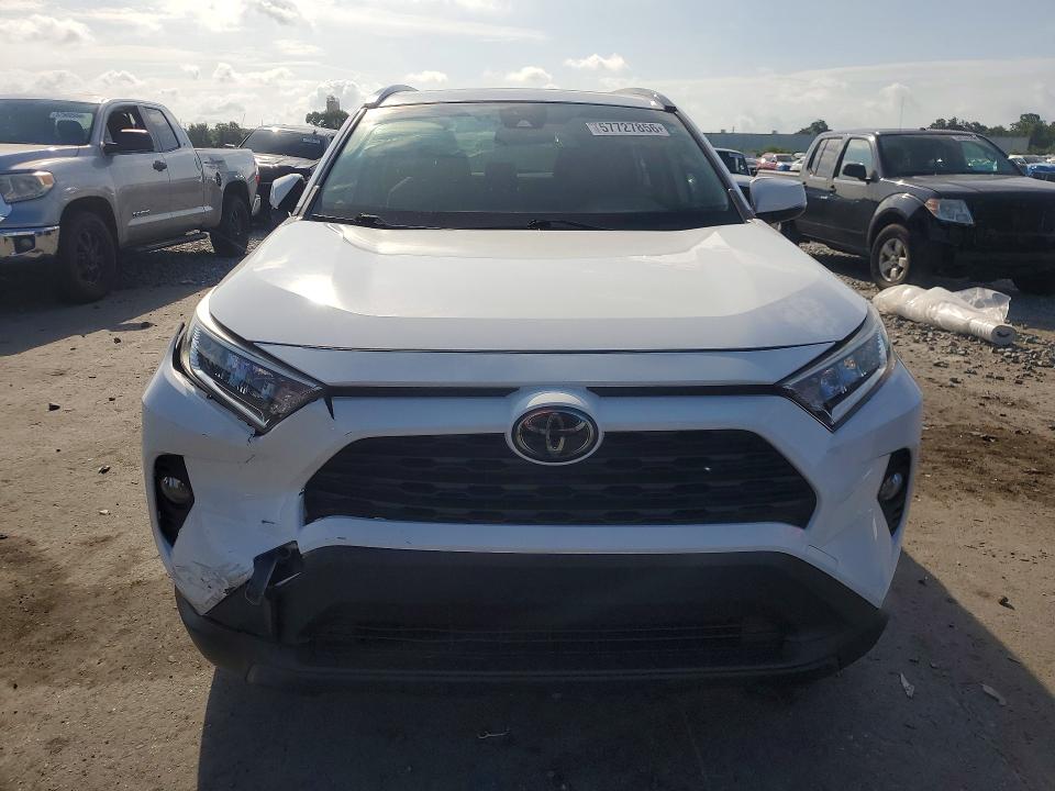 2019 Toyota Rav 4 VIN JTMW1RFV4KJ014687 COPART salvage auction — REAR END, Fl - Cert Of Title Slvg Rebuildable, sold $9,900 on 2026-07-06 (photo 5)