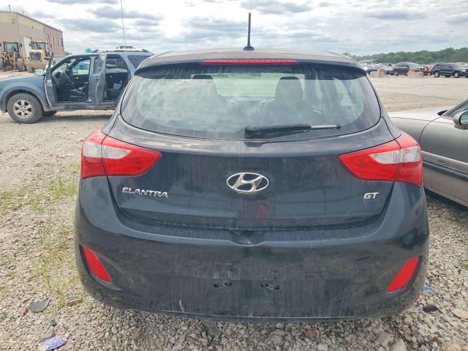 2015 Hyundai Elantra VIN KMHD35LH4FU237305 COPART salvage auction — MINOR DENT/SCRATCHES, Ks - Cert Of Title-Rebuilt Salvage, sold $1,200 on 2026-07-07 (photo 6)