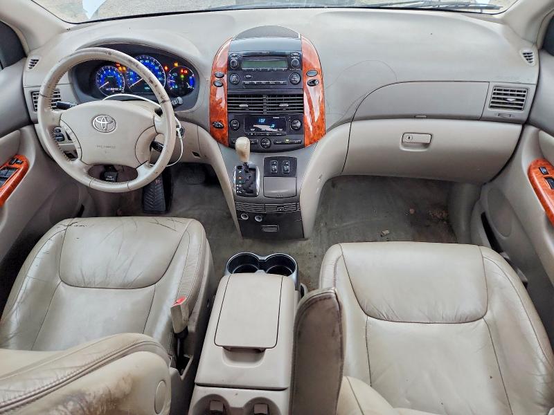2008 Toyota Sienna VIN 5TDZK22C38S112966 COPART salvage auction — WATER/FLOOD, La - Certificate Of Destruction, sold $10 on 2026-07-23 (photo 8)