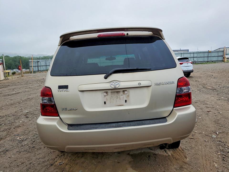 2004 Toyota Highlander VIN JTEEP21A740029243 COPART salvage auction — SIDE, VA - CERT OF TITLE - SALVAGE, sold $425 on 2026-07-24 (photo 6)